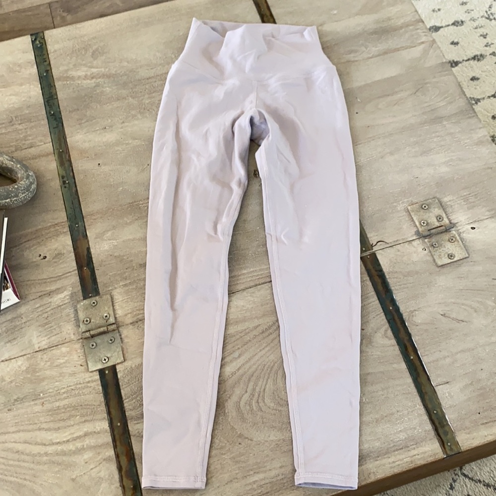 ALO leggings